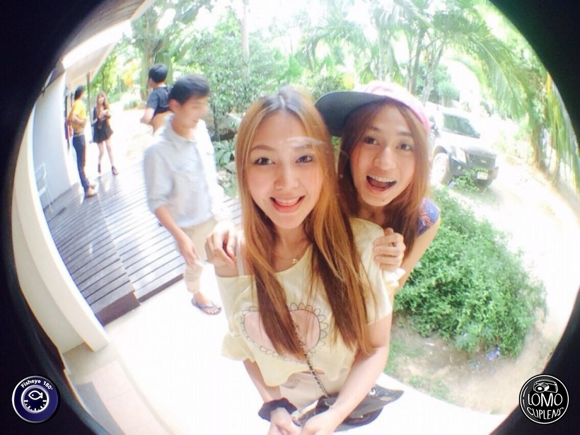 ขอบคุณรีวิวสวยๆ จากคุณ Nnam.  ประเภทเลนส์ Fisheye 180°